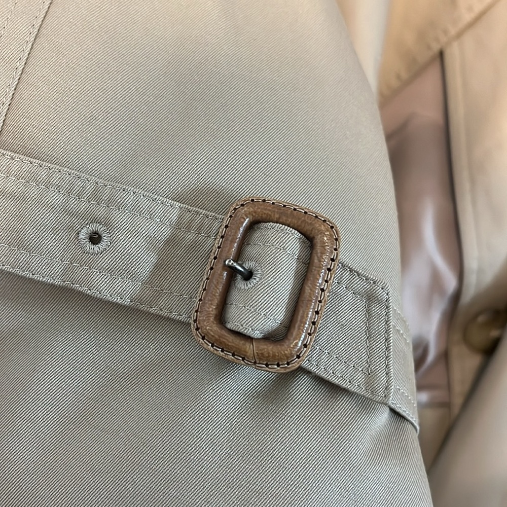Vintage Sanyo trench coat - Picture 2 of 7
